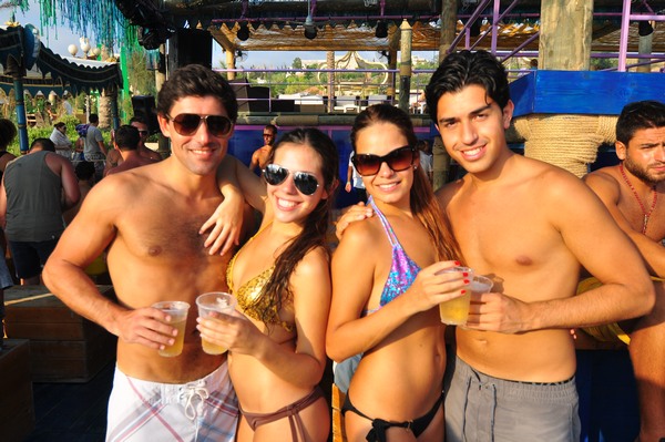 Champagne Showers @ Edde Sands